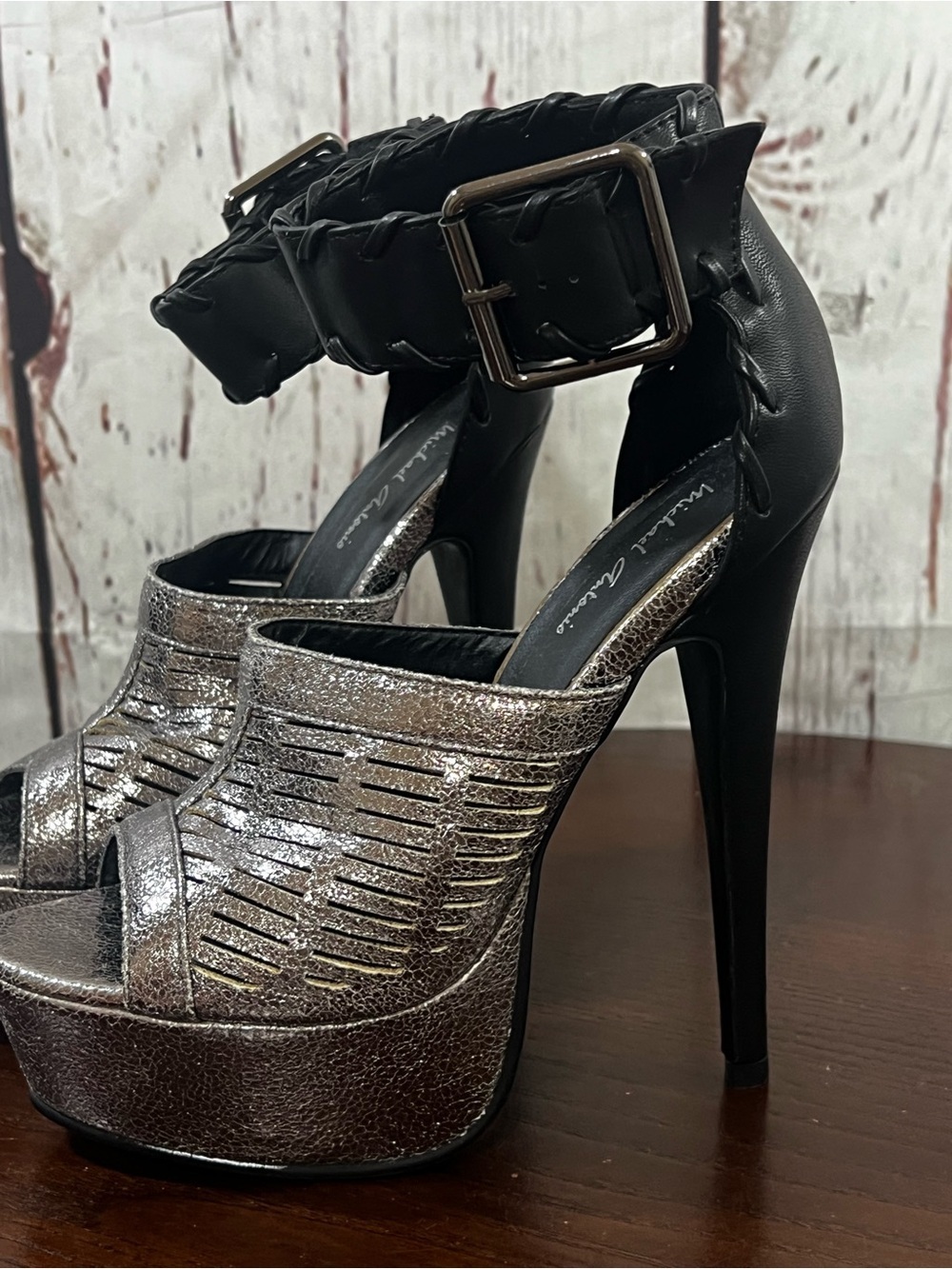 Michael Antonio Bronze Metallic Platform Sandal with Black Ankle Cuff 7 - Picture 5 of 10